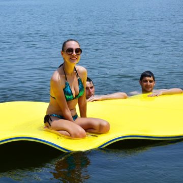 GYMAX Best Floating Water Mats